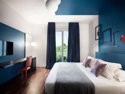 Globus, Sure Hotel Collection by Best Western - 87