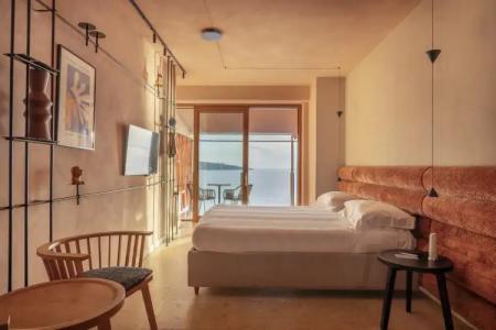 Laqua by the Sea - 1