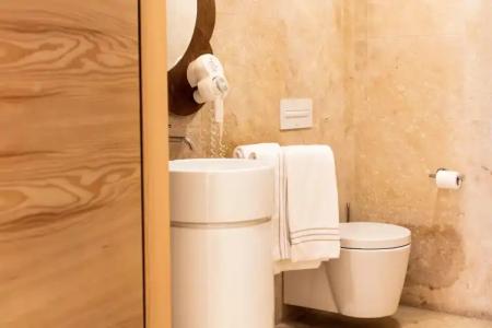 Laqua by the Sea - 8