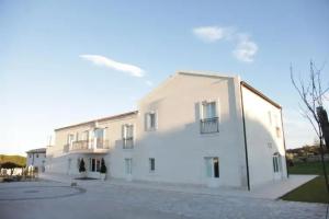 Hotel «Cave Del Sole», Матера