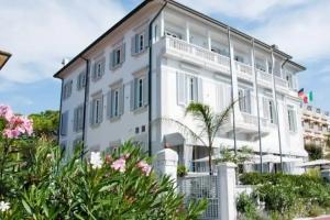 Villa Grey, Форте-дей-Марми