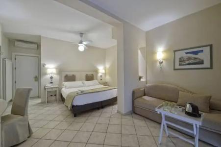 Liliana Diano Marina - 80