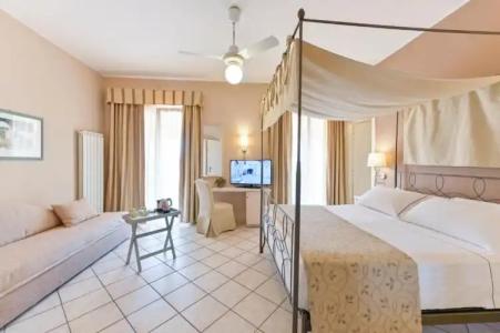 Liliana Diano Marina - 87