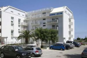 Апарт-отель «Residence I Delfini», Cupra Marittima
