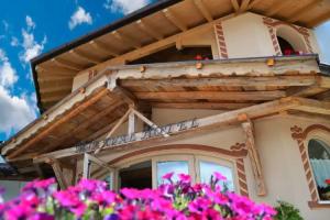 Отель «Miraval», Коредо