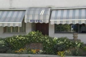 Hotel «Sassacci», Чивита-Кастеллана