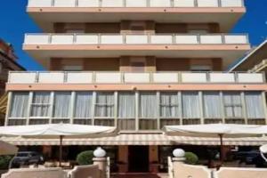 Hotel «Losanna», Червиа