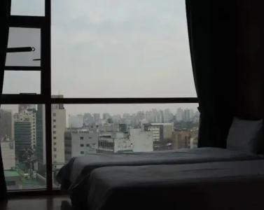 Myeongdong Merlin - 30