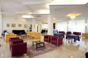 Hotel «President», Альба-Адриатика