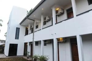 Отель «Dons Beach», Негомбо