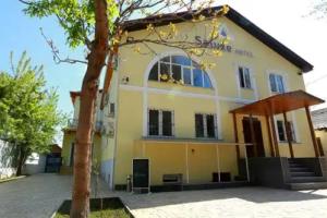 Soluxe Hotel, Бишкек