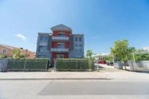 Hotel «Piramida», Подгорица