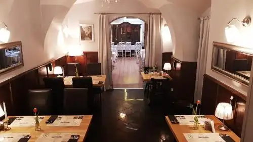 Euro Aparthotel - 17