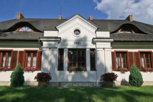 Hotel «Sarmata Zespół Dworski»