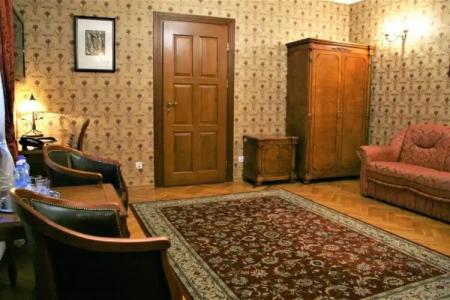 Sarmata Zespół Dworski - 103