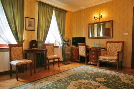 Sarmata Zespół Dworski - 115