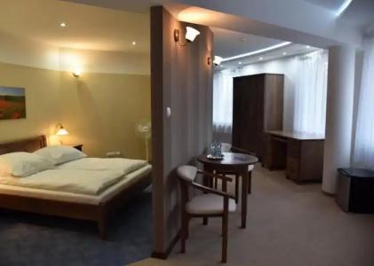 Kompleksowy Logos - 1