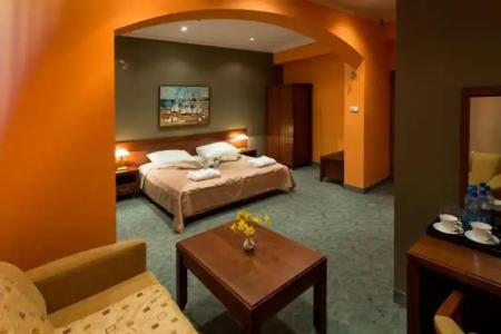 Kompleksowy Logos - 24