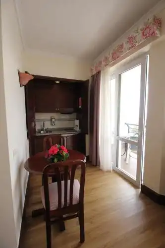 Suite Jardins Da Ajuda - 17