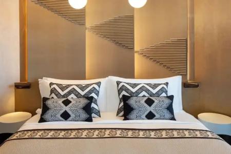 Paragraph Freedom Square, A Luxury Collection, - 122