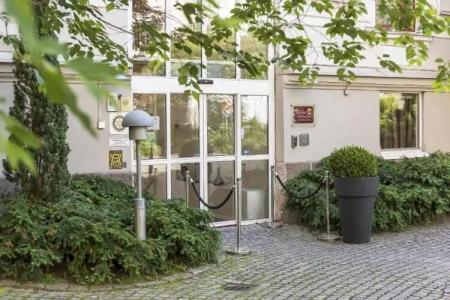 Clarion Collection Victoria - 18