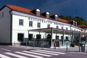 Postojna Cave Rooms &  Proteus, Постройна