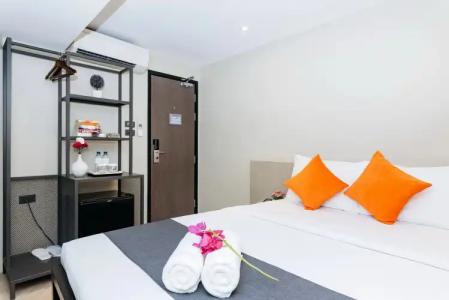 Lucky House Khaosan - 6