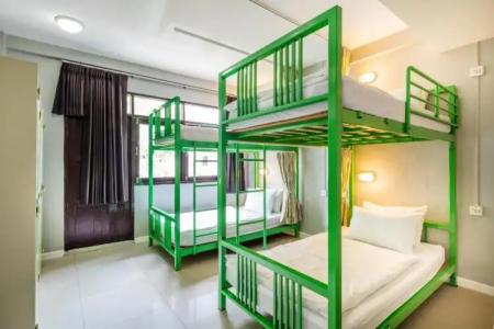 At Hua Lamphong - 30