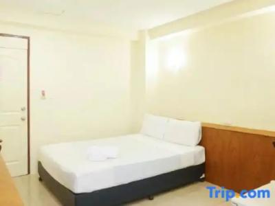 Rambuttri House - 43