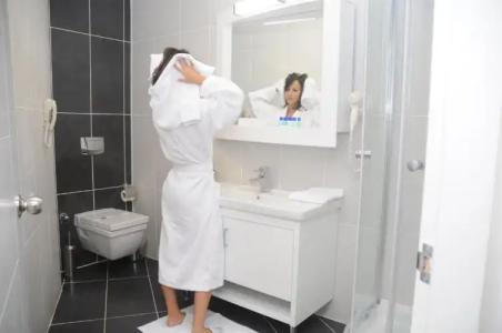 Paradise Island - 117