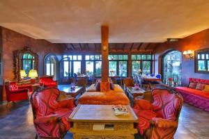 Cetmihan Hotel, Кючюккую