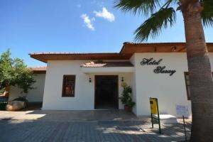 Saray Hotel, Олюдениз