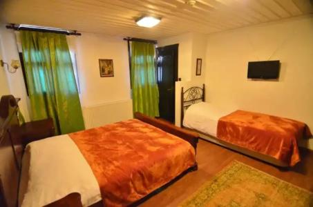 Katre Tasodalar - 12