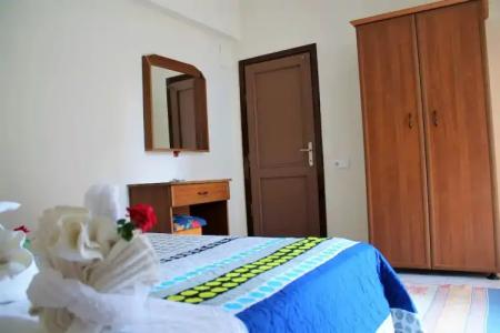 Le Moral Apart - 129