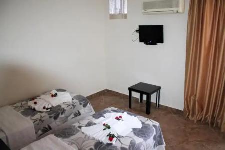 Le Moral Apart - 119