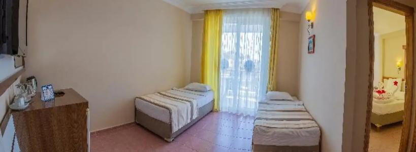 Club Big Blue Suit - All Inclusive - 115