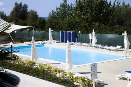 Medea Beach Resort - 5