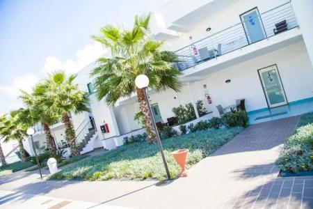 Medea Beach Resort - 17