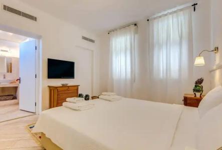 Ev Bharat Butique, Alaçatı - 3