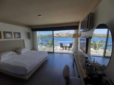 Casa Costa Boutique - 46