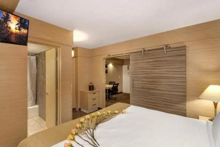 Ocean Beach Palace - 18