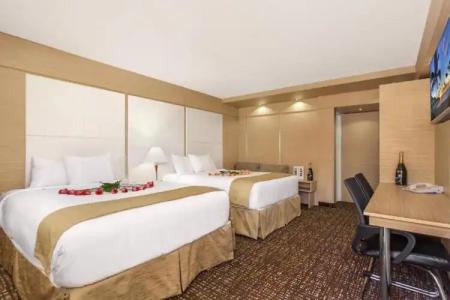 Ocean Beach Palace - 41