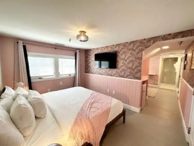 The Historic Peninsula Inn - 116