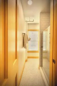 The Historic Peninsula Inn - 110