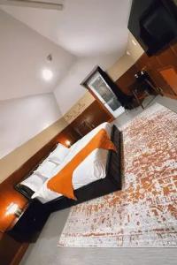 The Historic Peninsula Inn - 28