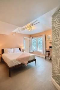 The Historic Peninsula Inn - 165