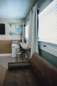 The Historic Peninsula Inn - 185