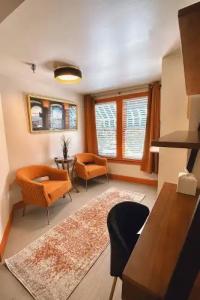 The Historic Peninsula Inn - 125