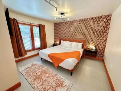 The Historic Peninsula Inn - 115