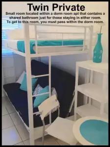 Bikini Hostel, Cafe & Beer Garden - 32